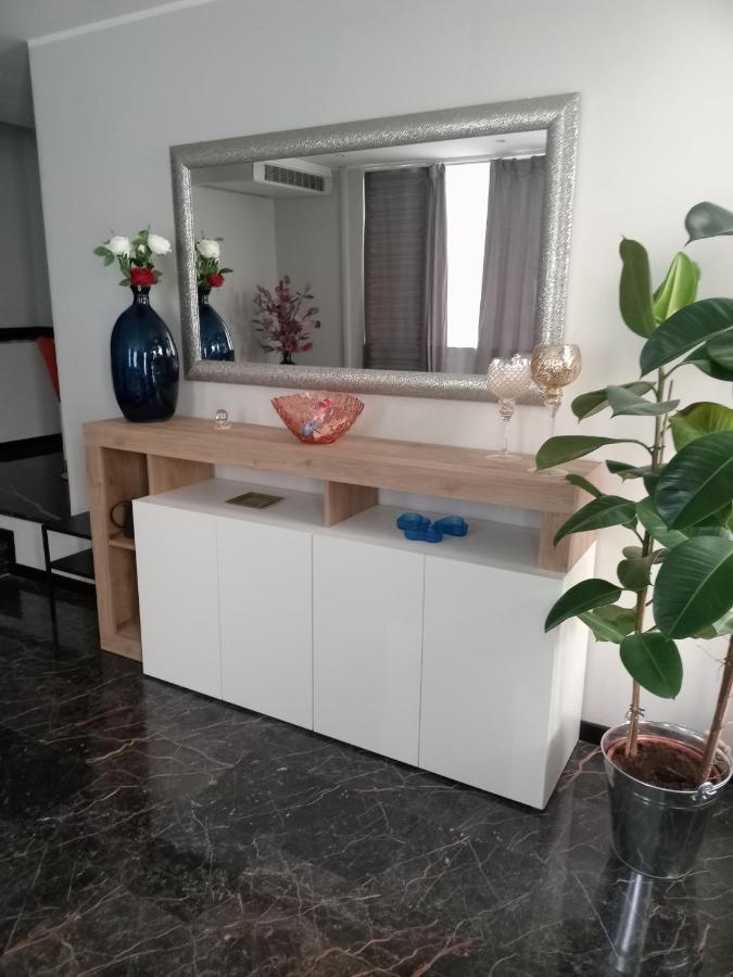 Delizioso Appartamento Рим Экстерьер фото